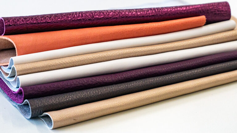 Artisy diy studio dornbirn taschen workshop leder farben